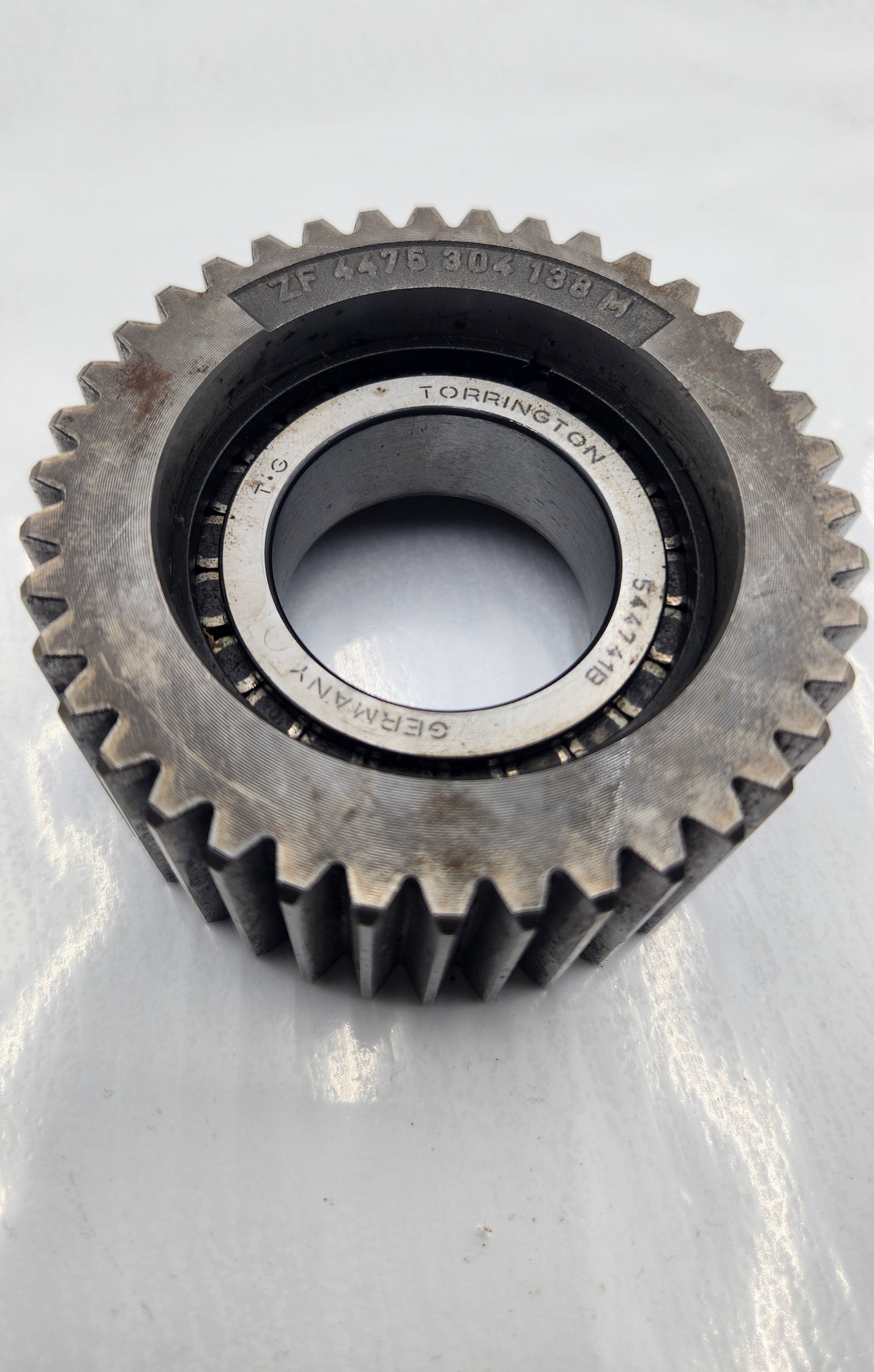 T151064 Engranaje Planetario (Planet Pinion) | John Deere